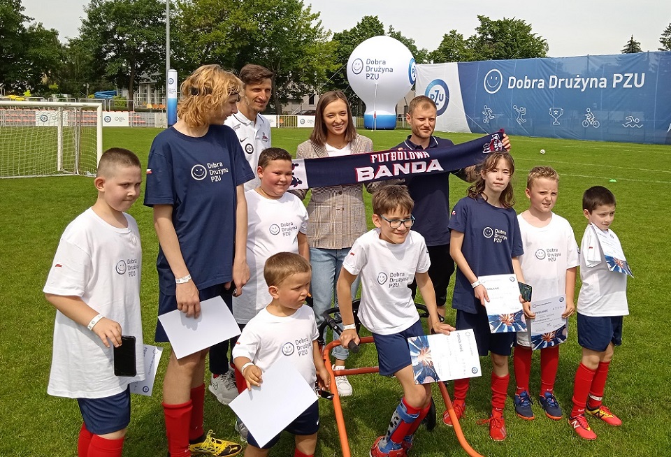 Warszawa. Turniej Futbol Plus dla niepełnosprawnych dzieci 