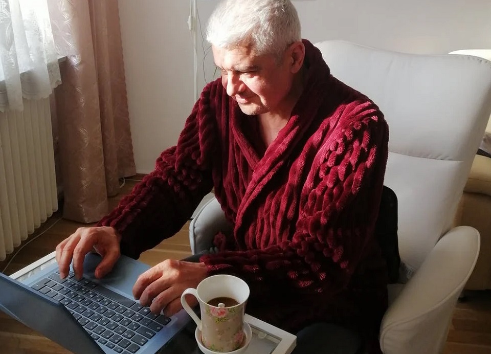 Trudno o pracę dla seniora