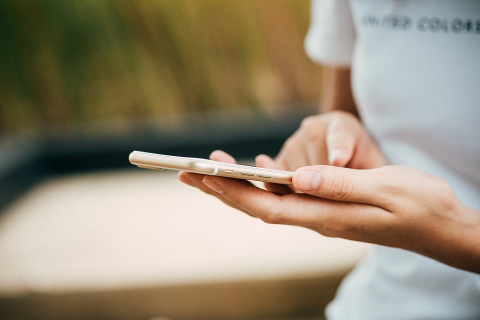 Toruń. Uruchomiono telefon zaufania dla dzieci i młodzieży