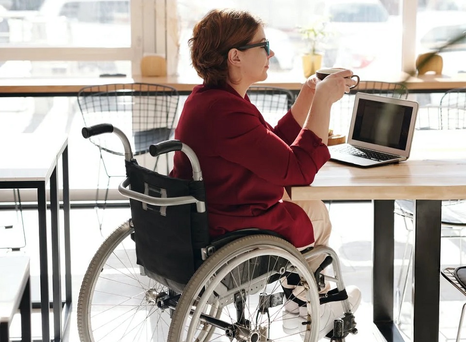 Zatrudnianie niepełnosprawnych. Biurokracja wciąż przeraża pracodawców