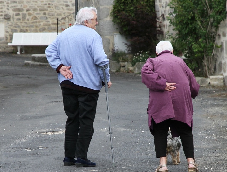 Ocena potrzeb w zakresie wsparcia dla seniorów w Polsce – wyniki raportu