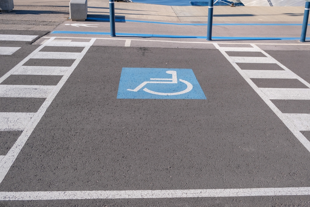 Gdynia. Kampania pod hasłem “Parkuję z empatią”