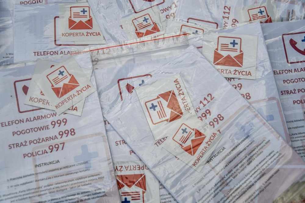Wrocław. 10 000 kopert życia dla seniorów