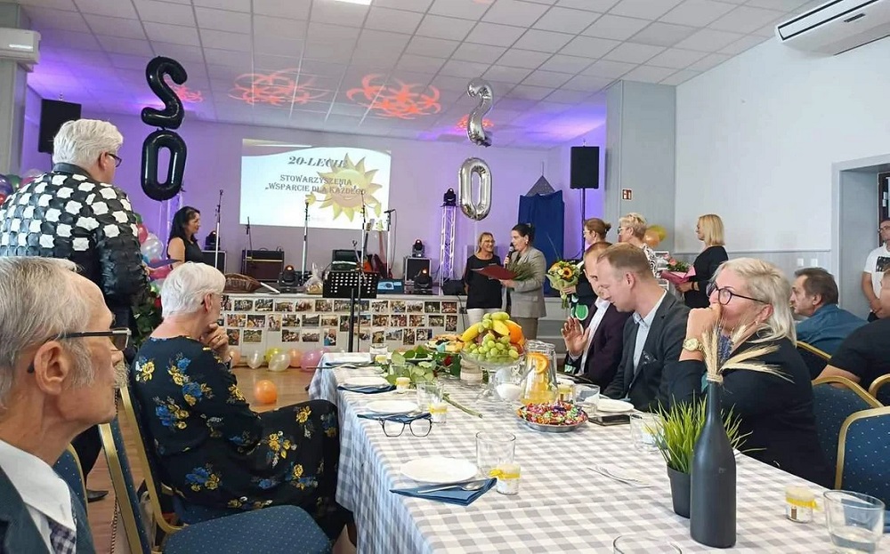 Pakosław. 20-lecie stowarzyszenia „Wsparcie dla Każdego”