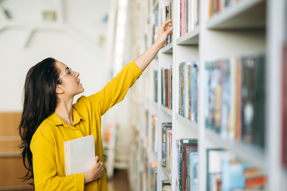 Szczecin. Miejska biblioteka dostępna dla osób z dysfunkcją słuchu i wzroku