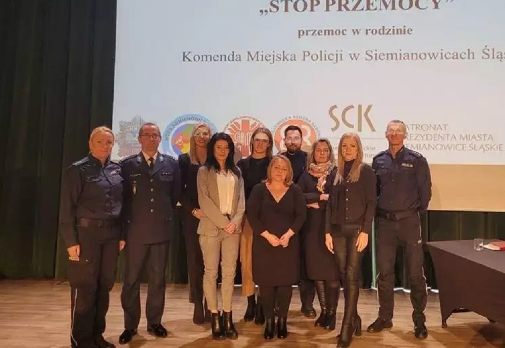 Siemianowice Śląskie. Debata „Stop przemocy- przemoc w rodzinie”