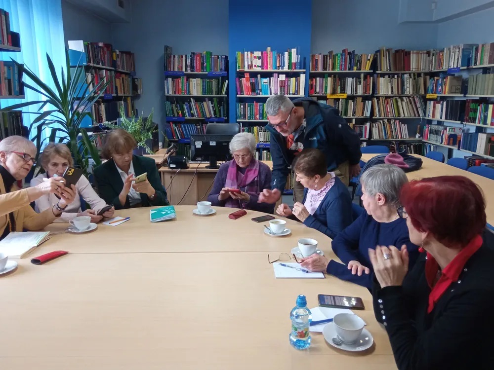 Miechów. Walka z wykluczeniem cyfrowym seniorów