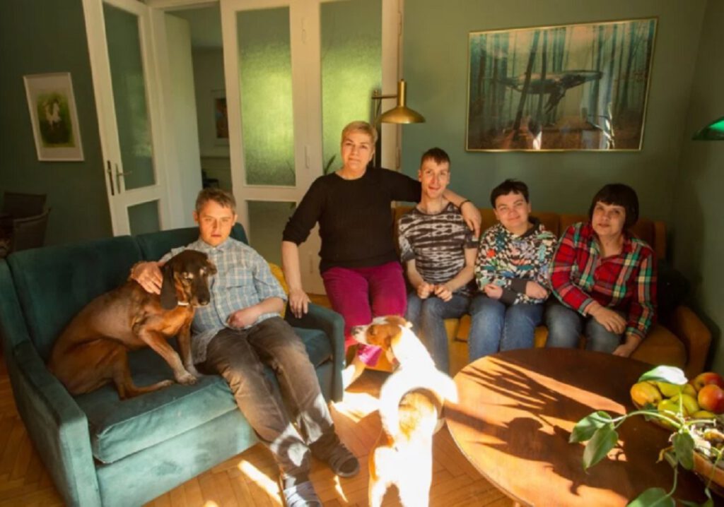 Łódź: Rodzinne Domy Pomocy – poszukiwani są chętni do ich prowadzenia