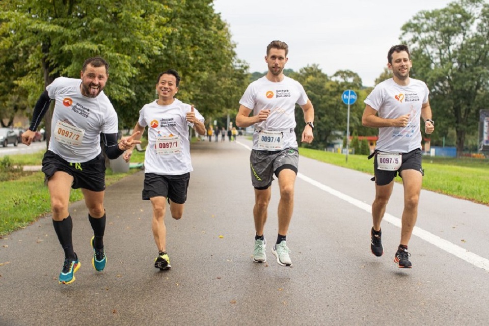 Kraków. Ponad 36,5 tys. uczestników charytatywnego biegu Poland Business Run