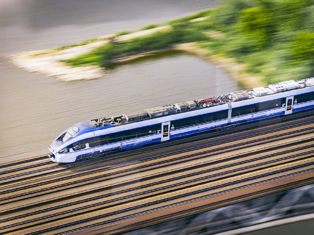 PKP Intercity dołącza do projektu “(Nie)widzialni”