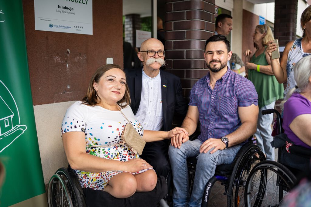 Fundacja Leny Grochowskiej oraz Fundacja Biedronki solidarne z Ukrainą