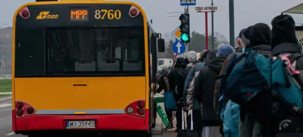 Warszawa. Autobus MPP pomaga bezdomnym