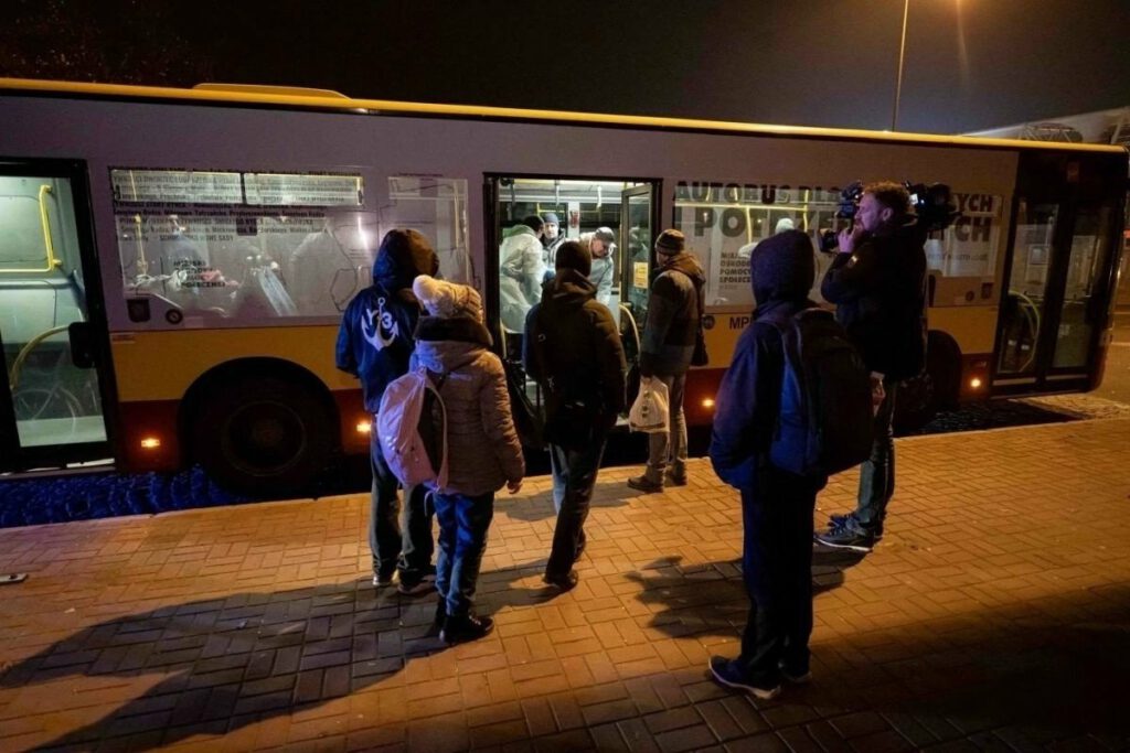 Łódź. Autobus dla bezdomnych zakończył zimowe kursowanie