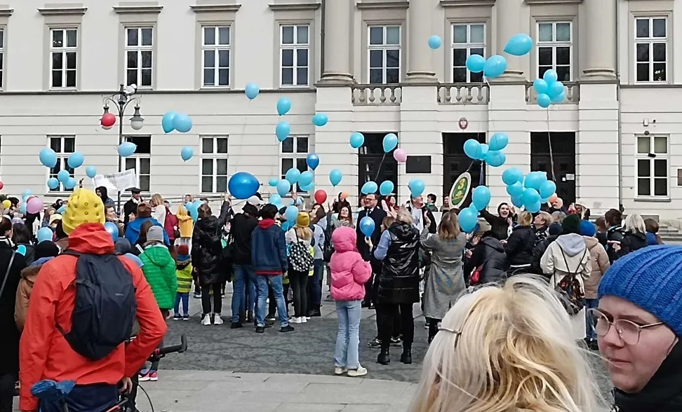 Radom. Ulicami miasta przeszedł Marsz Świadomości Autyzmu