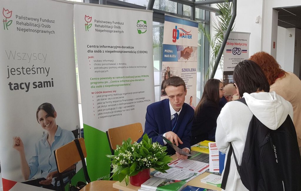 Poznań. Targi Pracy dla osób niepełnosprawnych