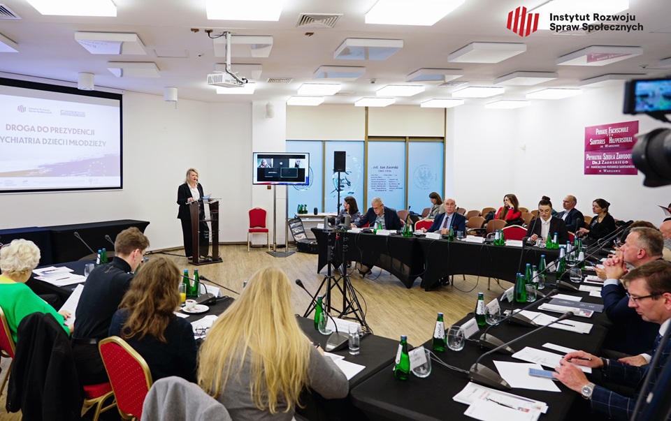 Warszawa. Konferencja na temat zdrowia psychicznego dzieci oraz młodzieży