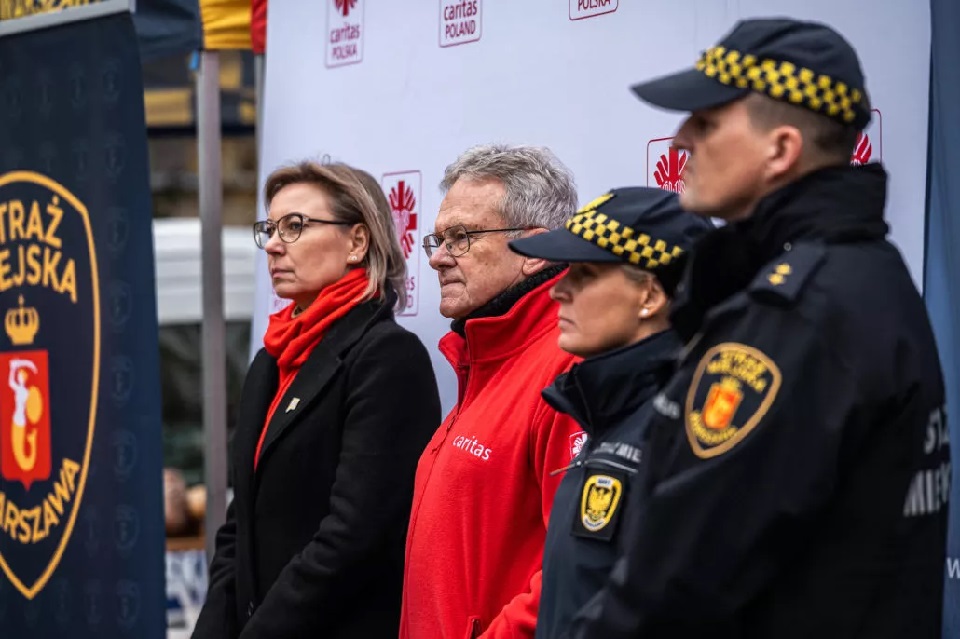Warszawa. Trochę ciepła dla bezdomnego