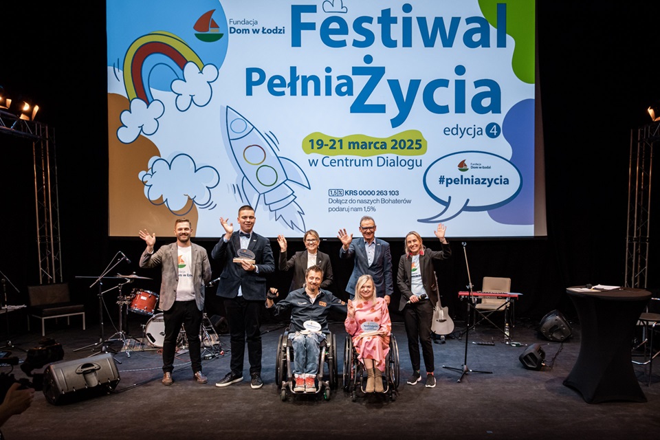 Łódź. Gala festiwalu Pełnia Życia