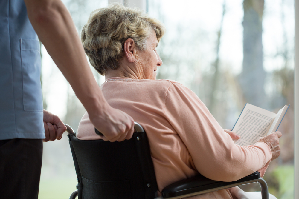 Kwoty zwalają z nóg! Ile w 2025 roku kosztuje pobyt w DPS?