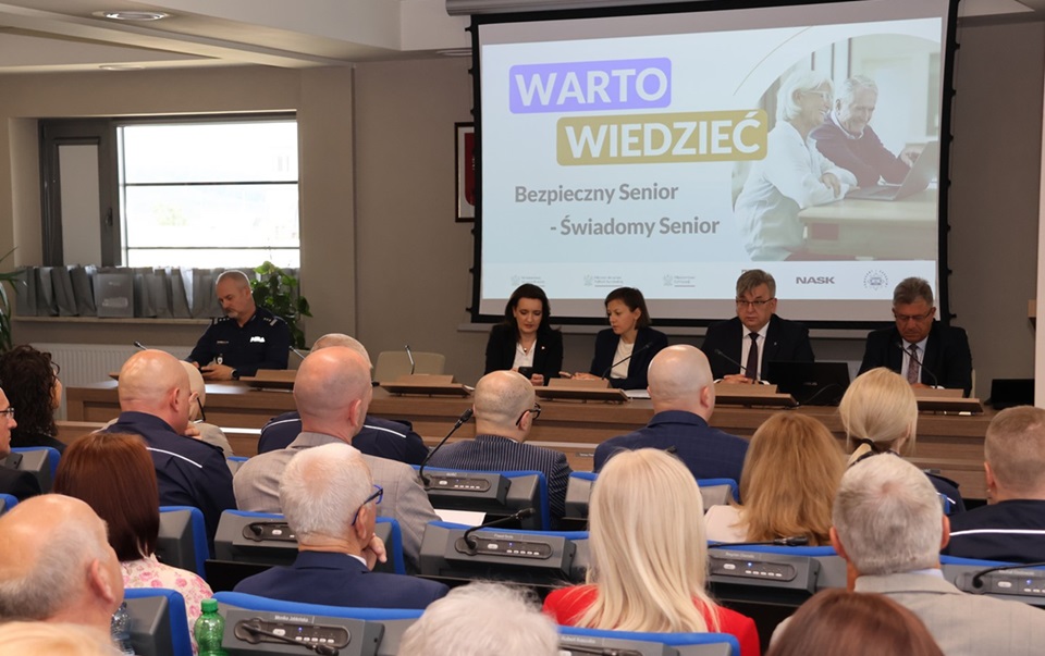 Bezpieczeństwo seniorów. Rusza program edukacji prawnej