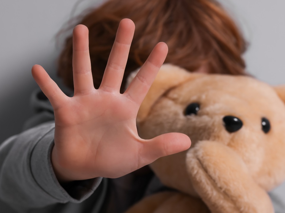 Pomorskie. Rusza kampania społeczna „Przemoc karmi się milczeniem”