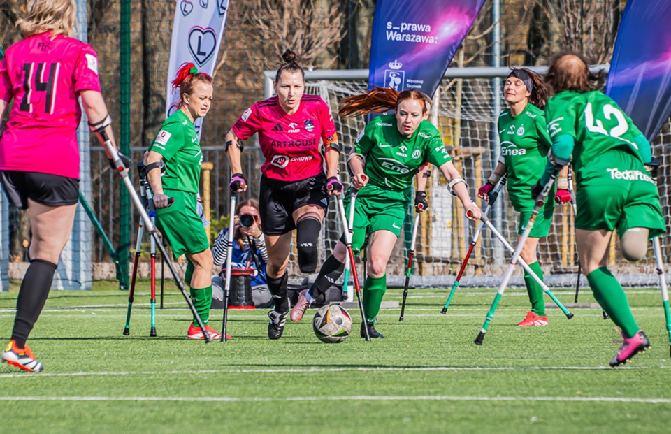 Warszawa. Pierwszy klubowy mecz kobiet w amp futbolu w Europie