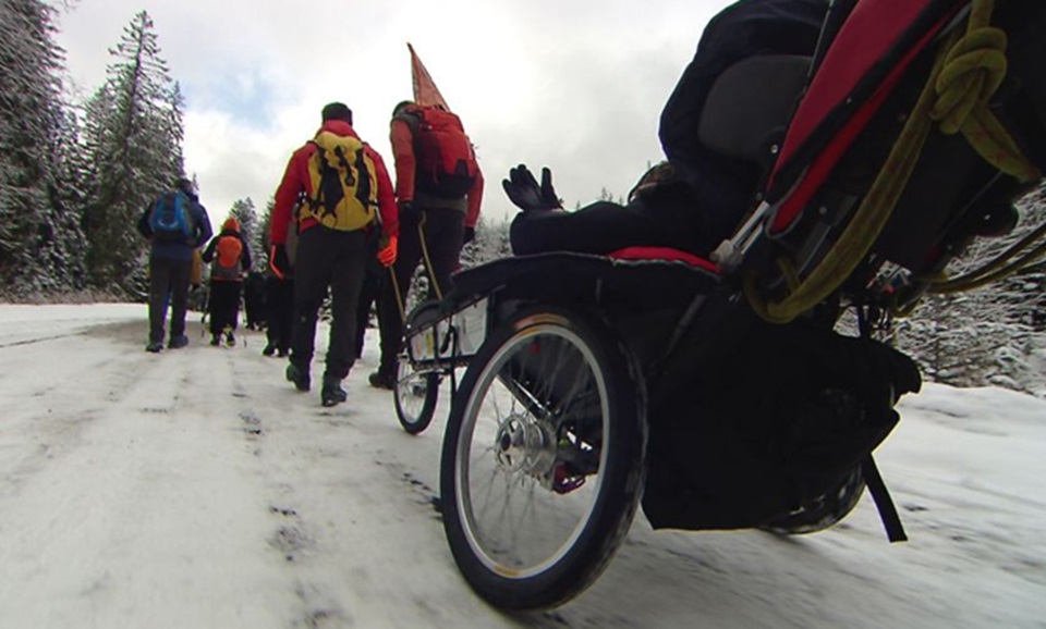 Szerpowie Nadziei pomagają zdobywać szczyty