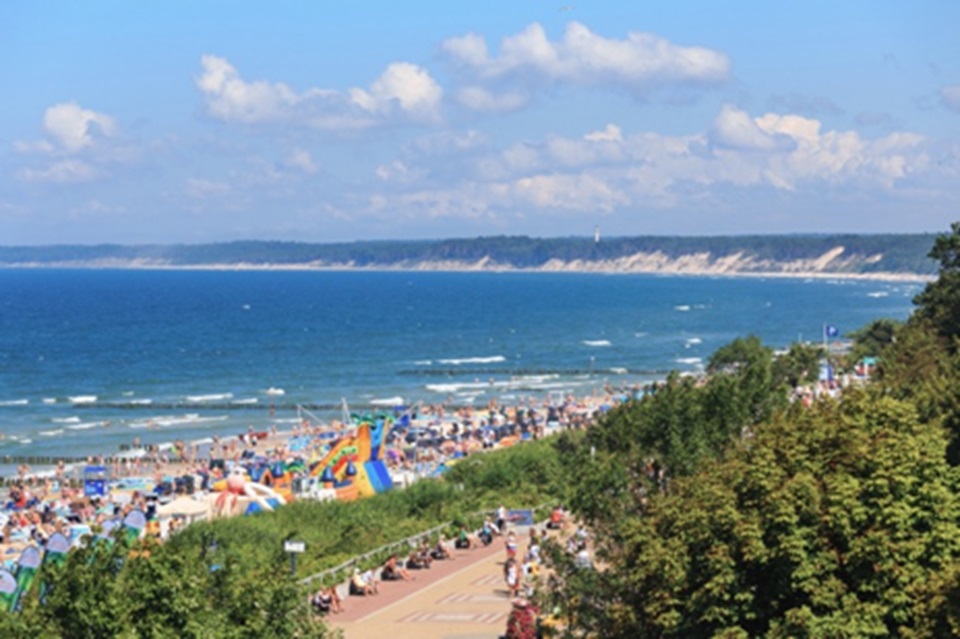 Trójmiejskie plaże bardziej dostępne dla osób z niepełnosprawnościami oraz seniorów