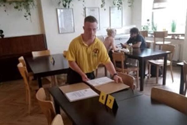 Wrocław. Internauci ruszyli z pomocą Cafe Równik