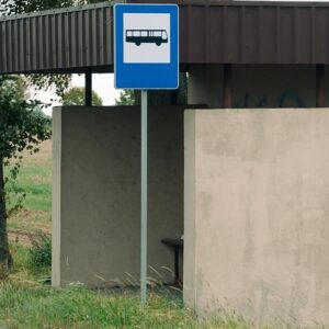 Wykluczenie transportowe dzieci wymaga pilnych działań. Stanowisko UNICEF Polska